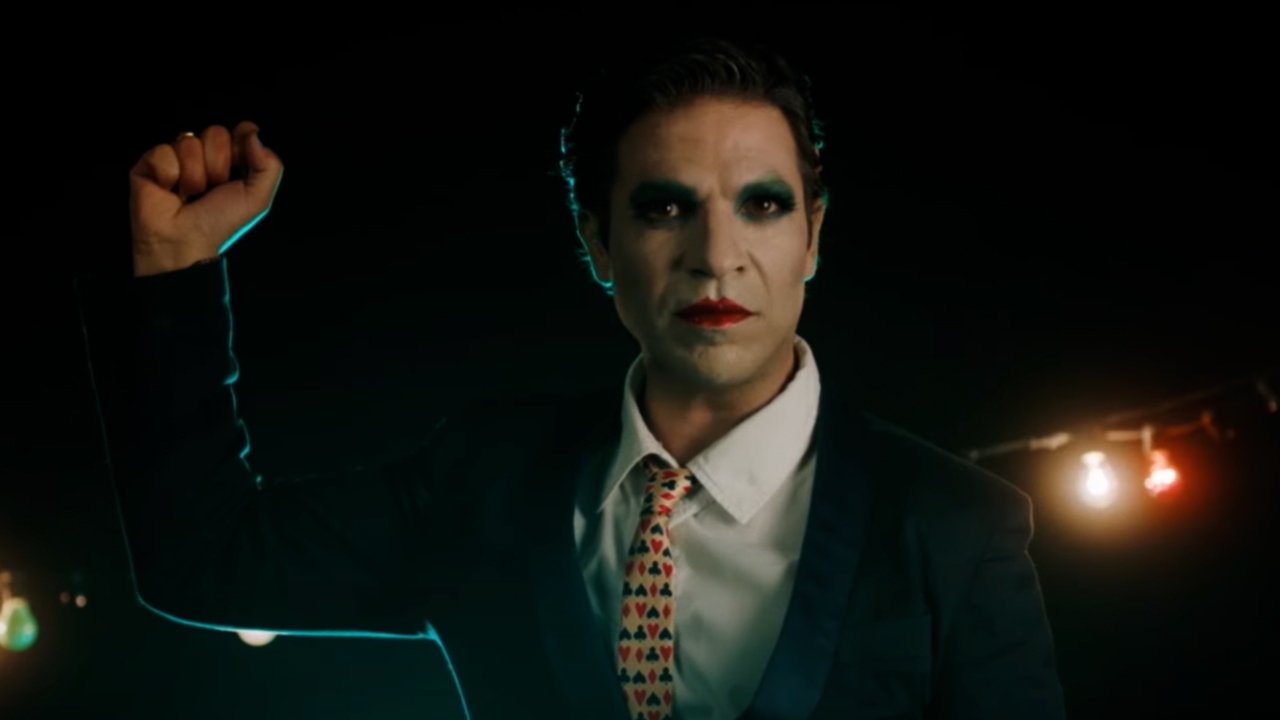 Cabaret Total Movie Isaimini Screenshot 2