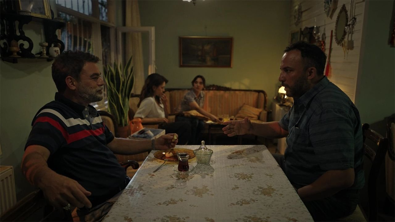 Karşılaşmalar - Season 2 Episode 8 : Episode 8