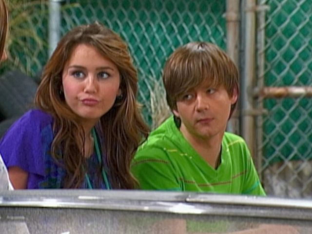 Hannah Montana - Season 3 Episode 23 : B-B-B-Bad to the Chrome