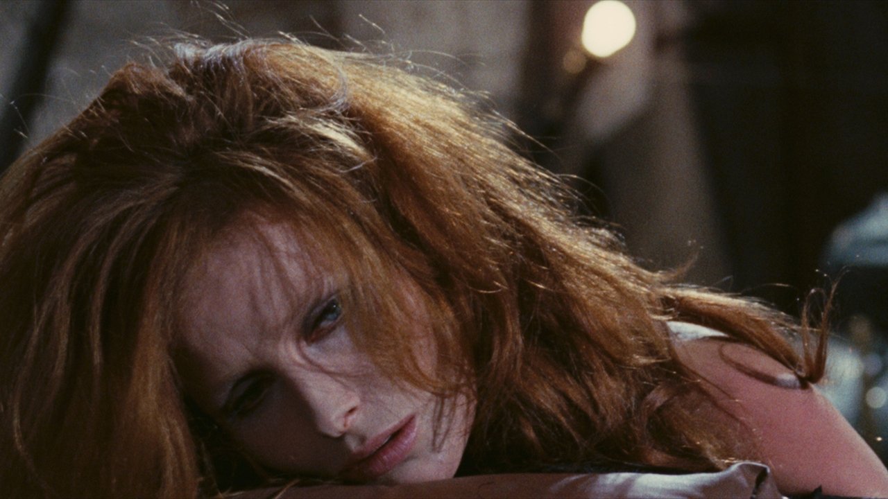 The Night Evelyn Came Out of the Grave (1971)