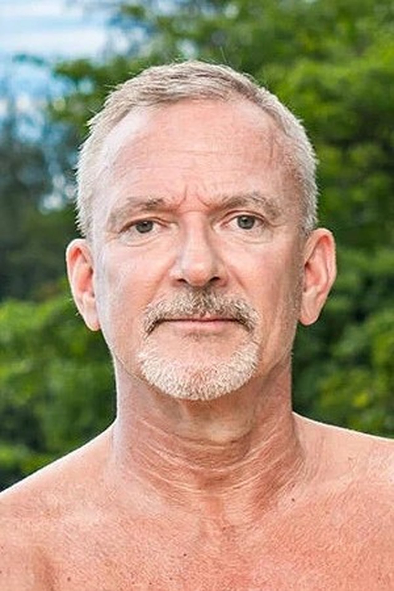 Ola Helt