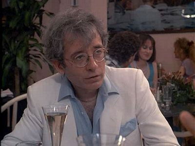 Miami Vice - Season 2 Episode 14 : Yankee Dollar