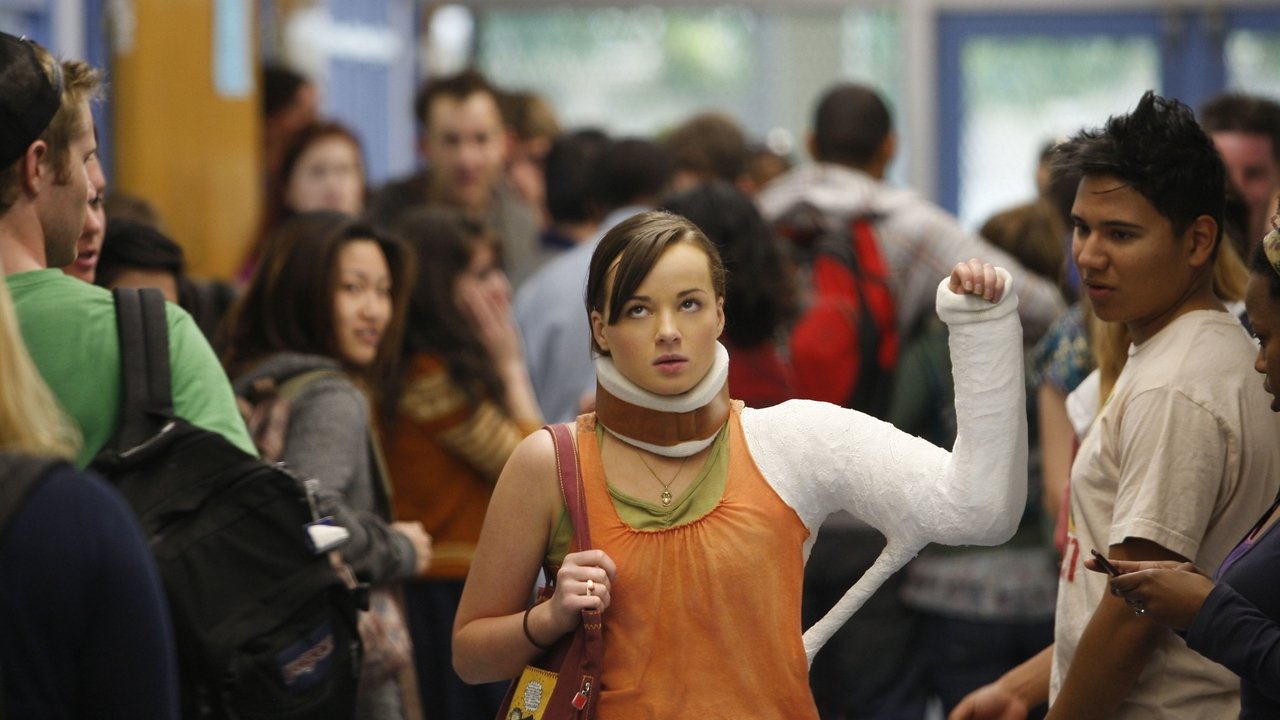 Awkward. - Season 1 Episode 1 : Pilot