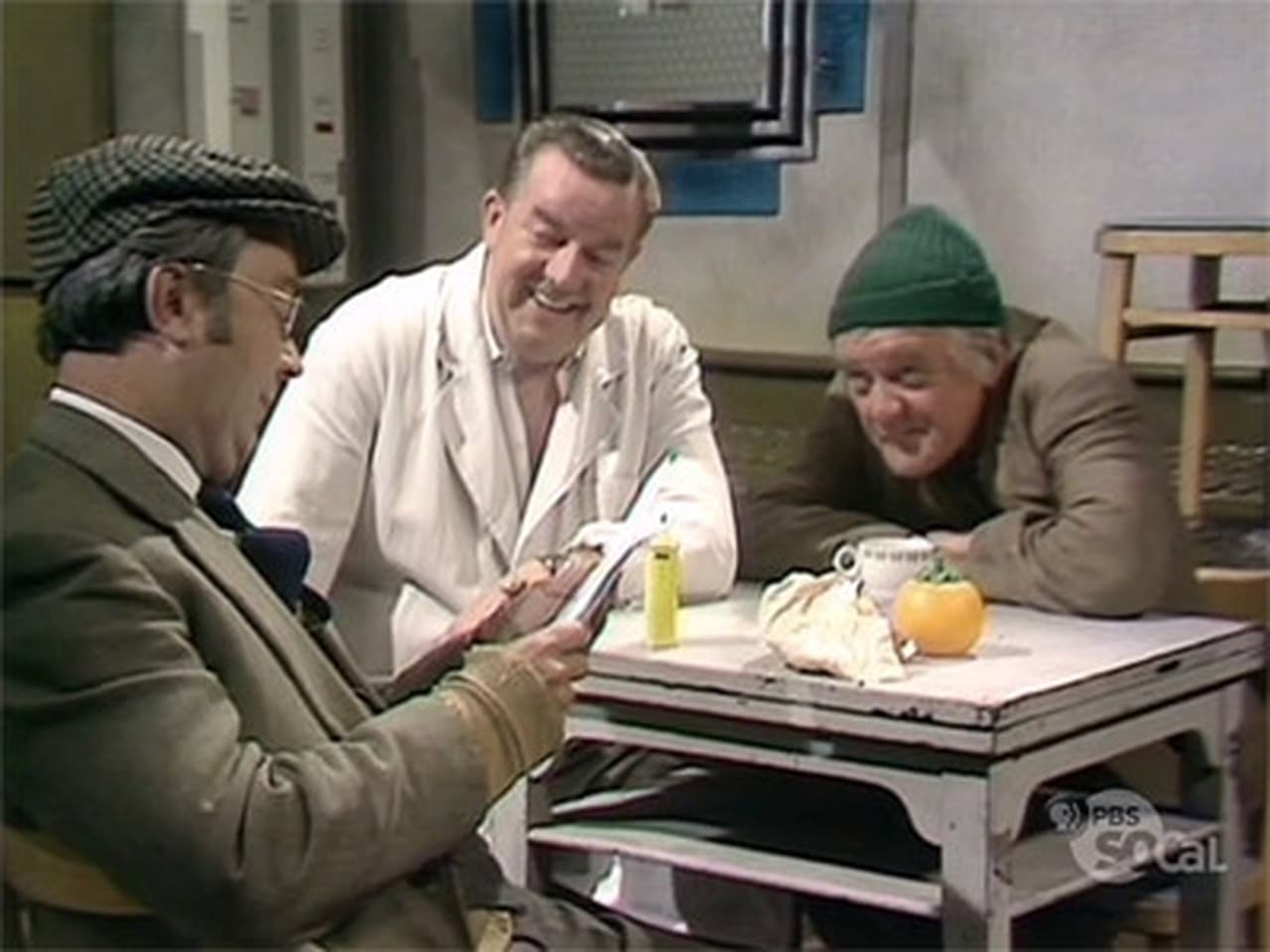 Last of the Summer Wine - Season 3 Episode 1 : The Man From Oswestry