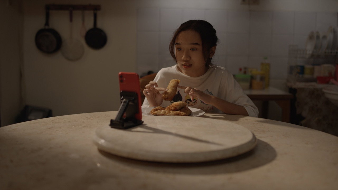 Trailer di Loenpia Bites Immagine di copertina del trailer di Loenpia Bites