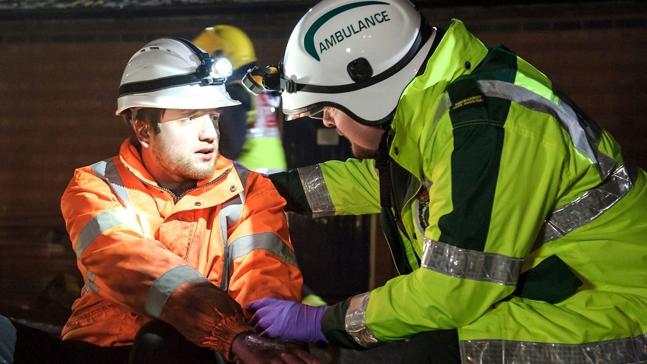 Casualty - Season 28 Episode 43 : Falling (2)