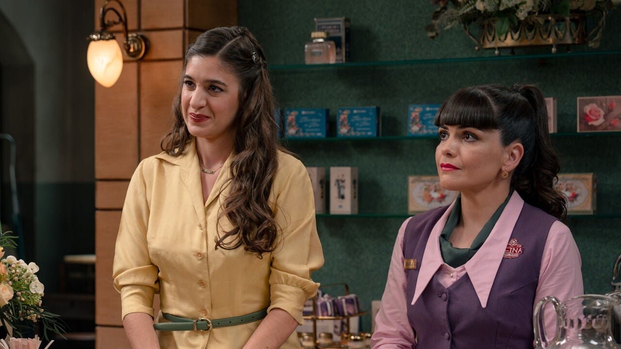 Dreams of Liberty - Season 2 Episode 162 : Episode 431