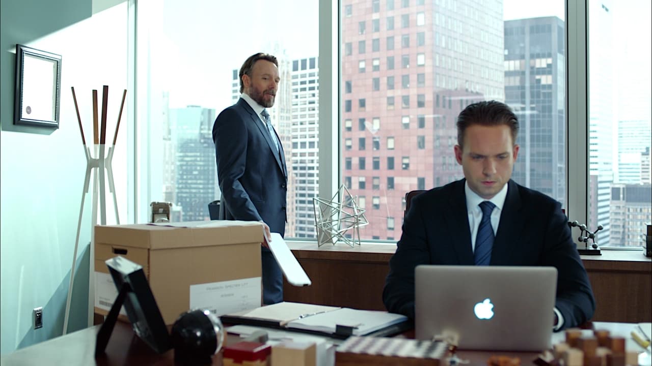 Suits - Season 5 Episode 7 : Hitting Home