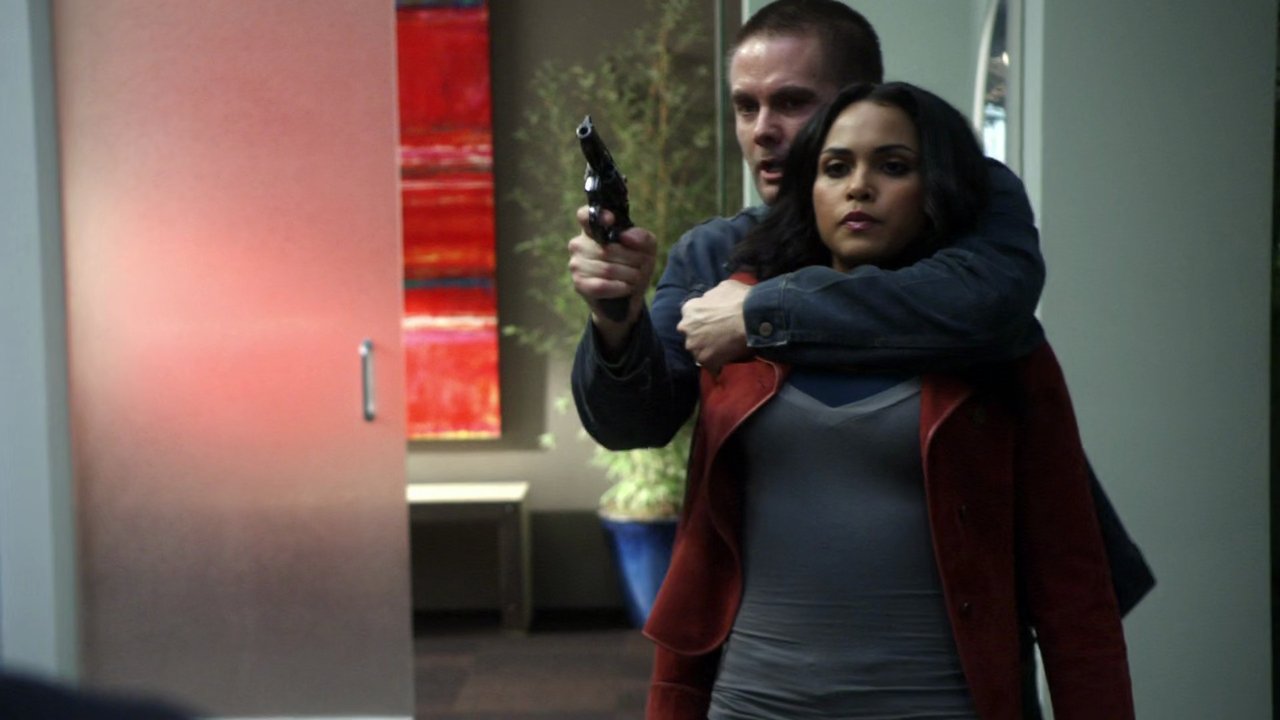 Lie to Me - Season 2 Episode 4 : Honey