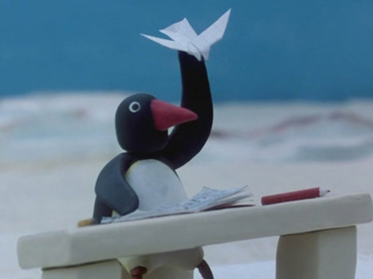 Pingu - Season 3 Episode 13 : Pingu and the Paper Aeroplane