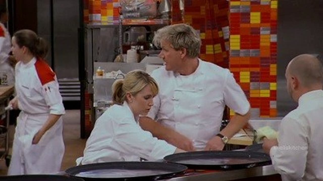Hell's Kitchen - Season 10 Episode 10 : 11 Chefs Compete (2)