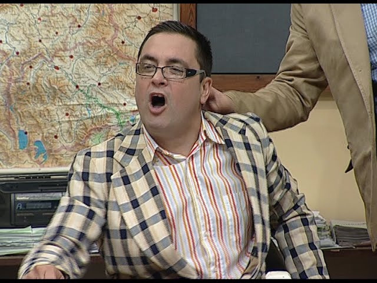 Government Job - Season 3 Episode 28 : 429 Nacionalni saveti