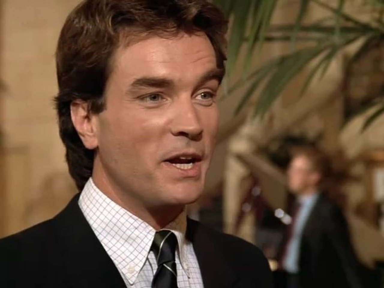 Murder, She Wrote - Season 4 Episode 11 : Doom with a View