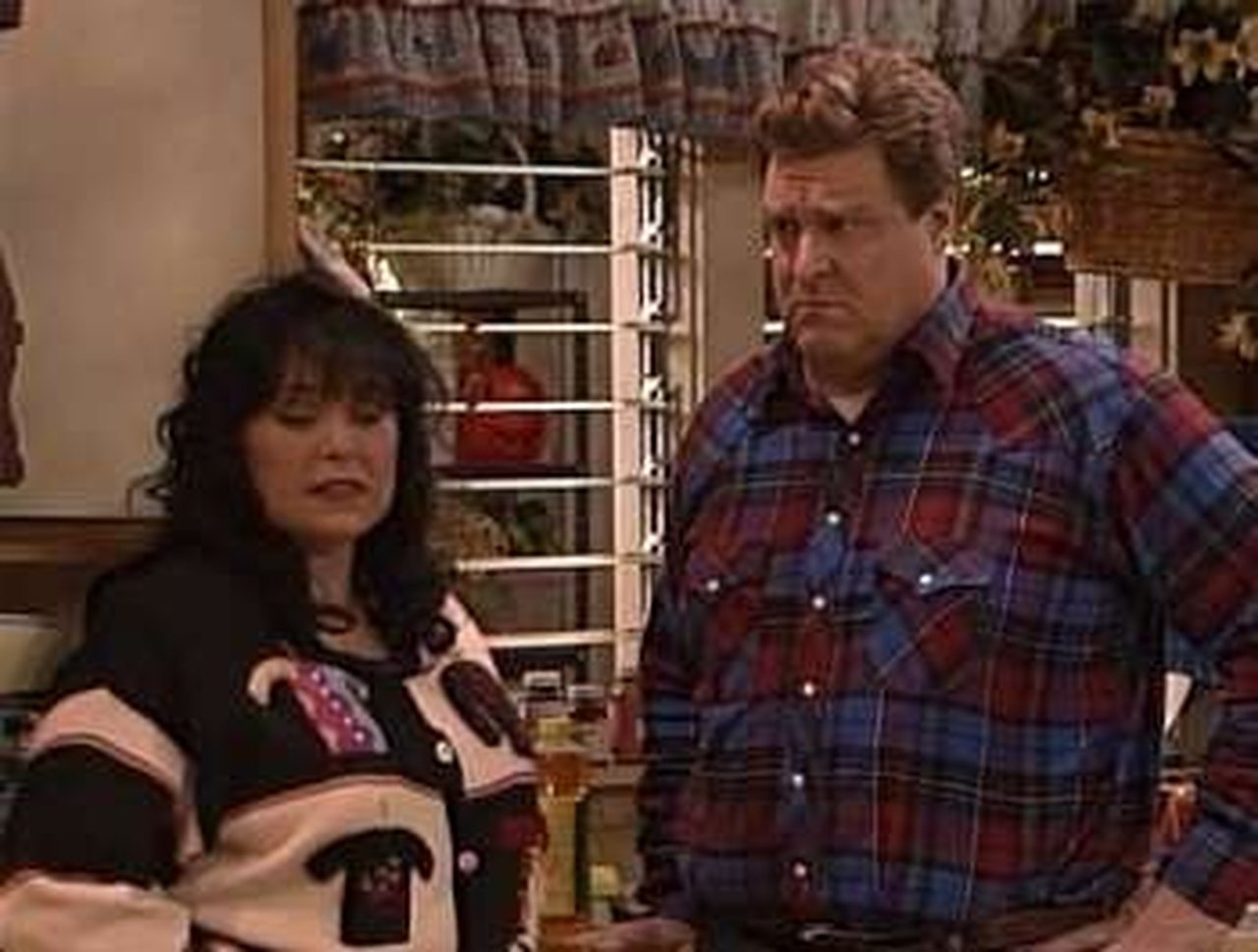 Roseanne - Season 6 Episode 15 : David vs Goliath