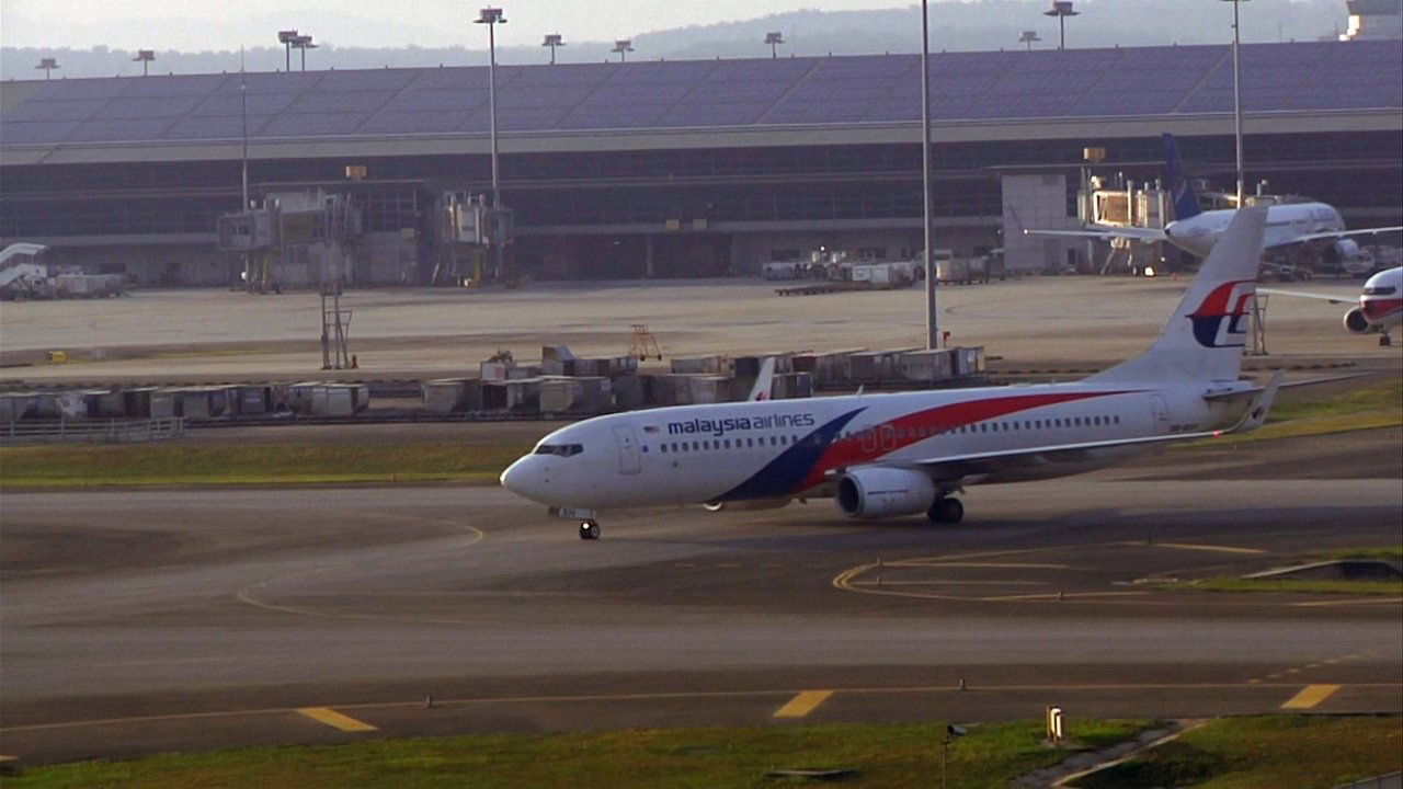 History's Greatest Mysteries - Season 3 Episode 7 : Malaysia Flight 370
