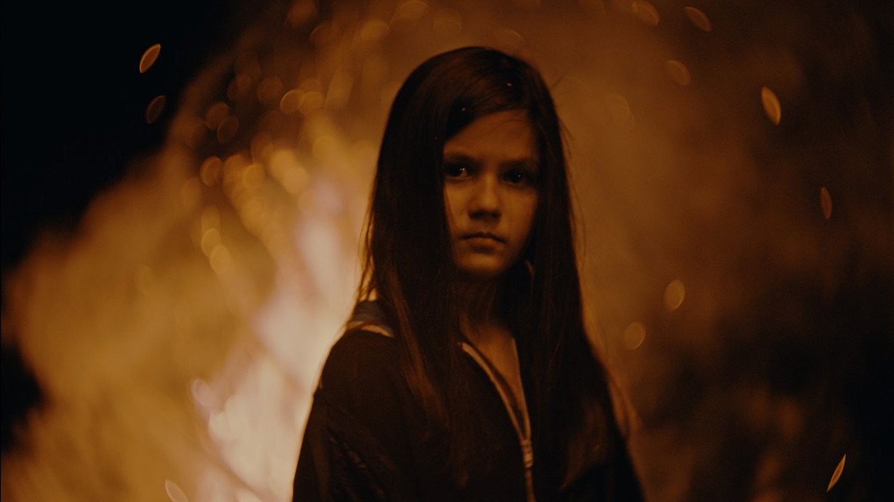 Nina Roza still 3