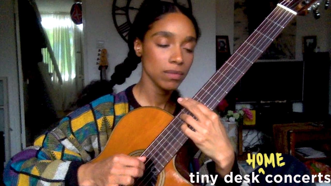 NPR Tiny Desk Concerts - Season 13 Episode 61 : Watch Lianne La Havas Play A Tiny Desk From Home