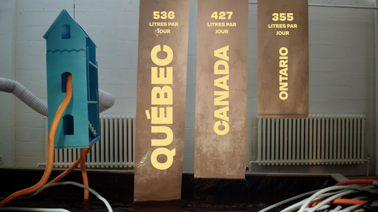 La goutte de trop backdrop