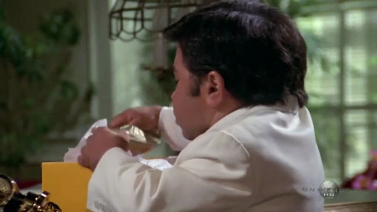 L'Île fantastique — Le Diable contre monsieur Roarke / La Lampe merveilleurse