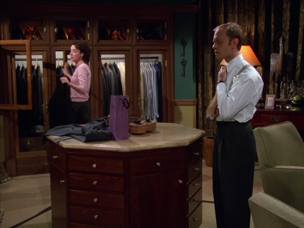 Frasier - Season 7 Episode 17 : Whine Club