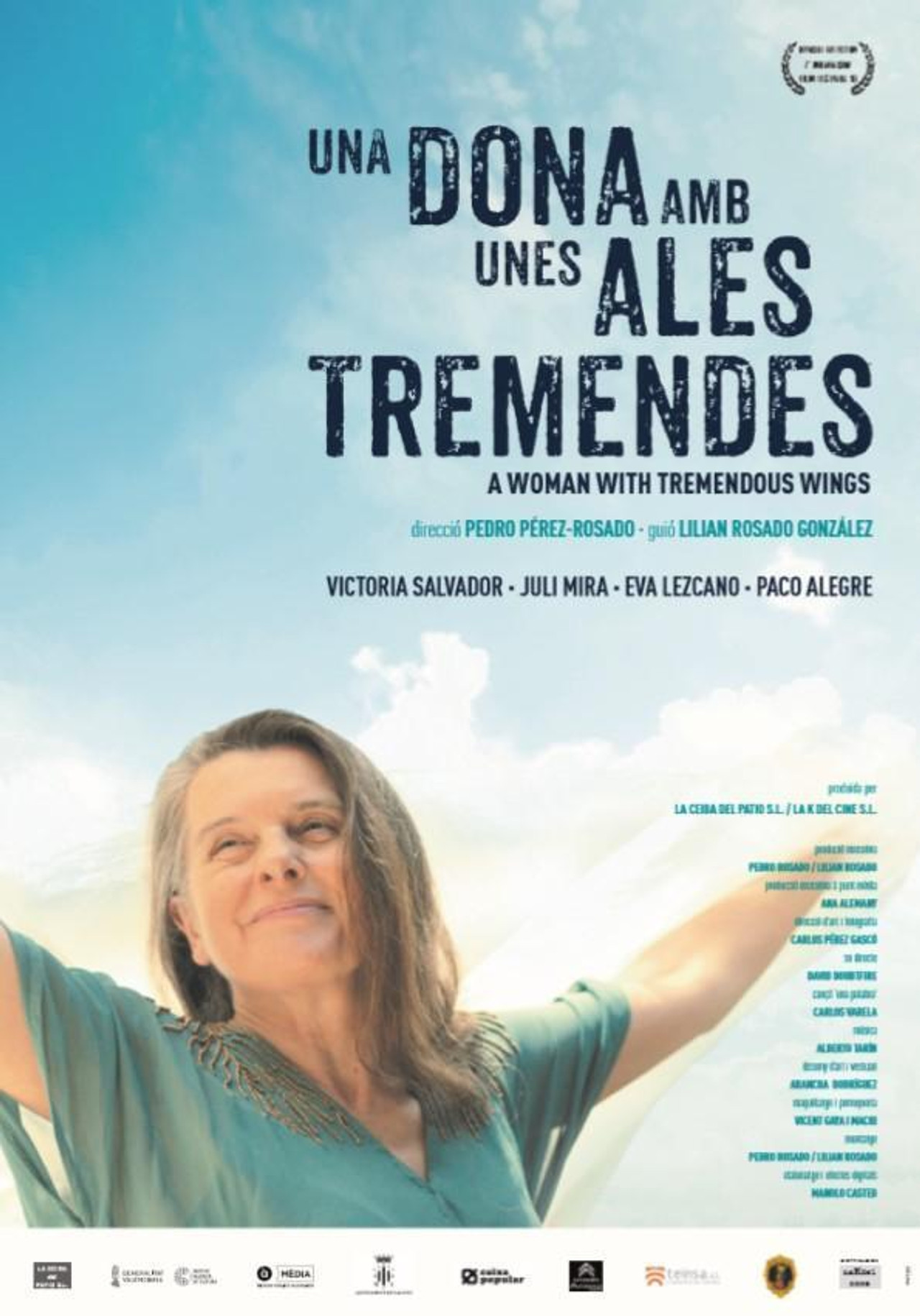 Una mujer con unas alas tremendas filmaffisch