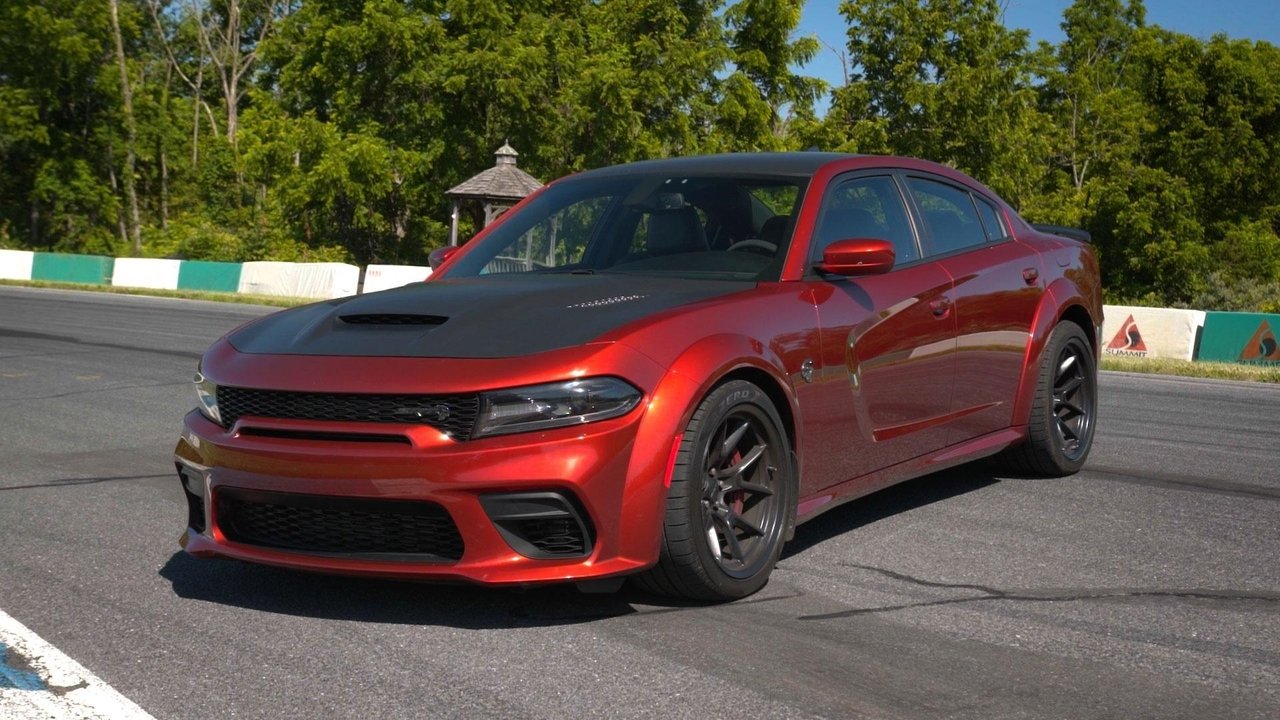 MotorWeek - Season 41 Episode 3 : Dodge Charger Hellcat Redeye