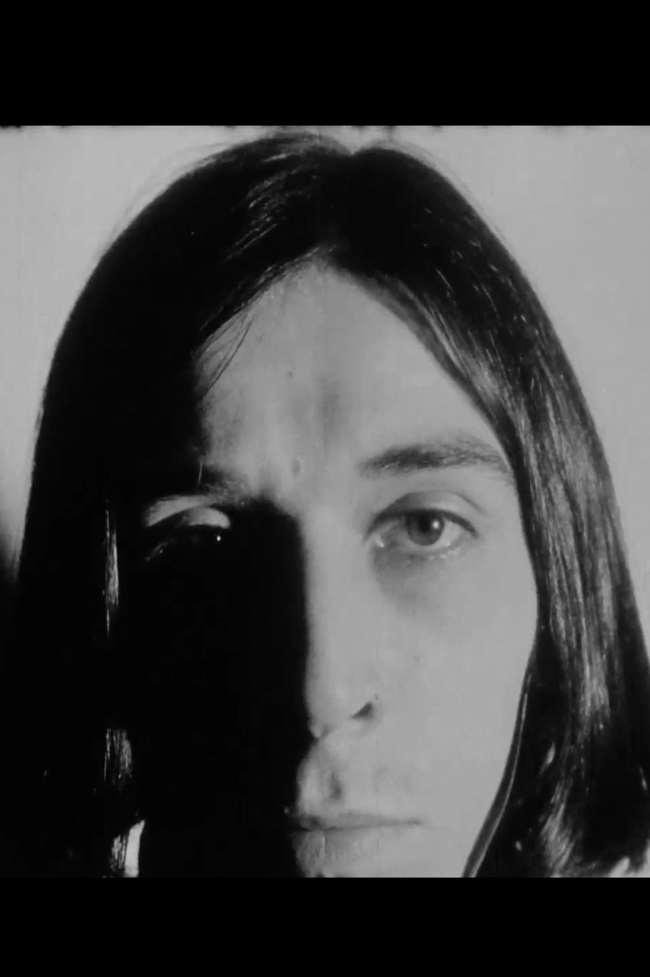 Screen Test [ST43]: John Cale Backdrop