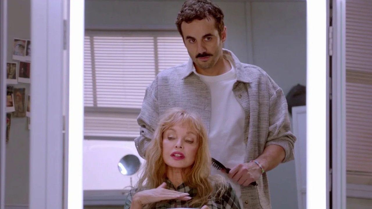 HMC : Habillage, Maquillage, Coiffure — Abstrait