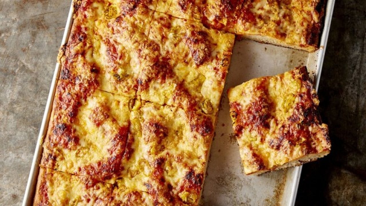 Christopher Kimball's Milk Street Television - Season 9 Episode 6 : Milk Street Pizza Party