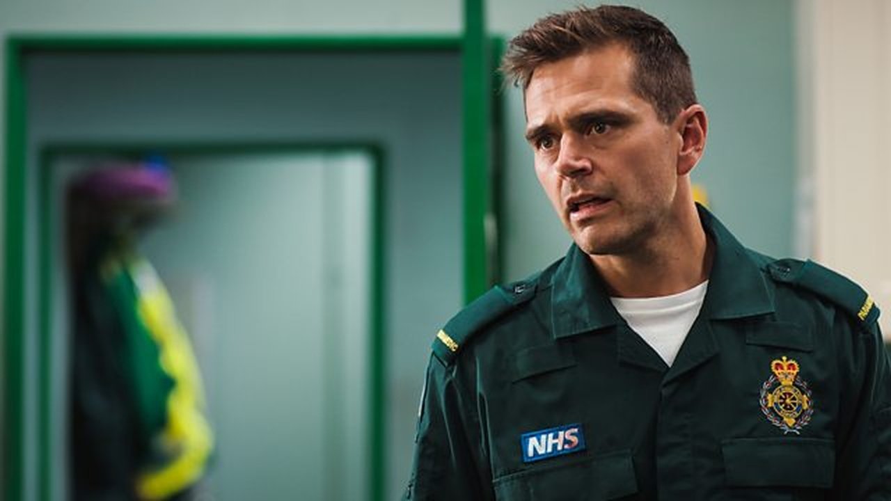 Casualty - Season 33 Episode 6 : Episode 6