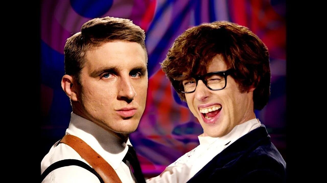 Epic Rap Battles of History - Season 5 Episode 4 : James Bond vs. Austin Powers