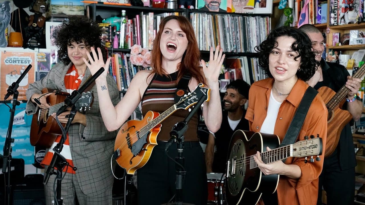 NPR Tiny Desk Concerts - Season 16 Episode 63 : MUNA