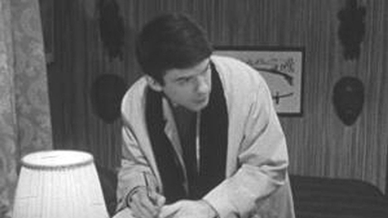 Les Sept de l'escalier 15 — Une question d'uniforme