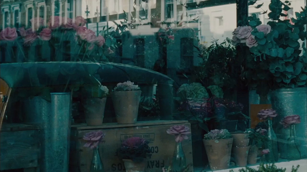 Imagine Me & You background 57