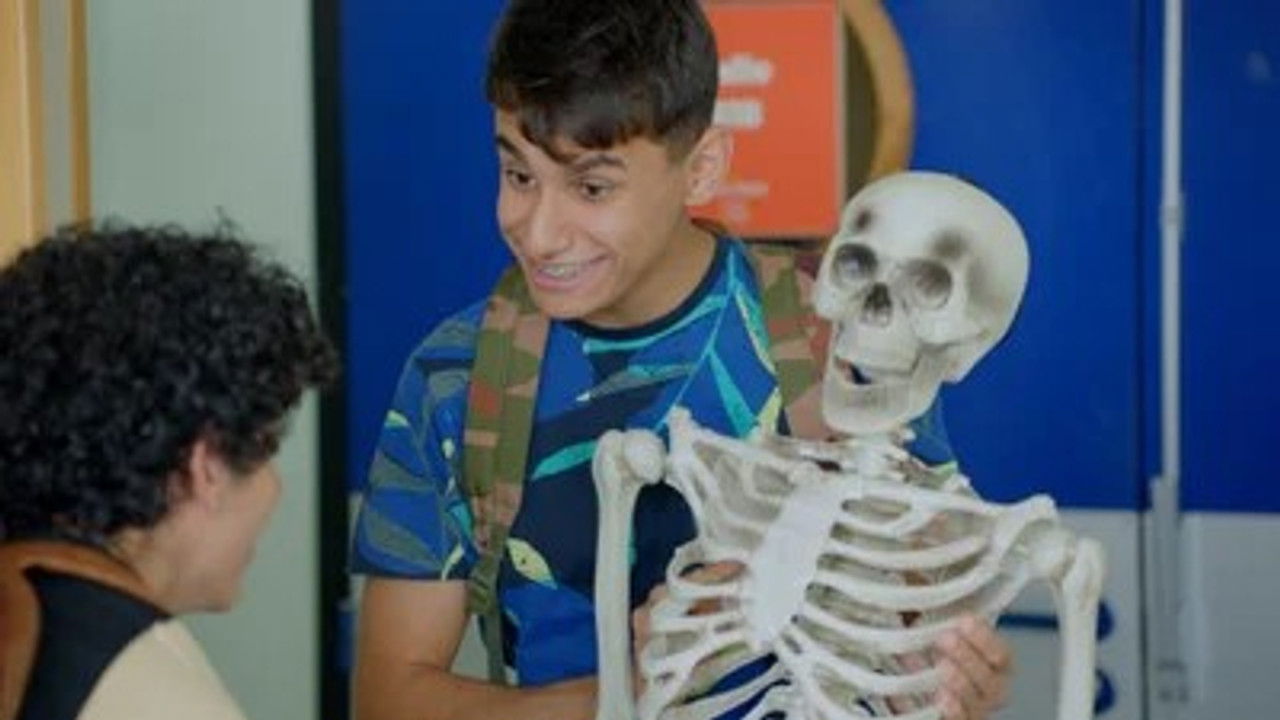 ASKIP, le collège se la raconte — Le jour du squelette