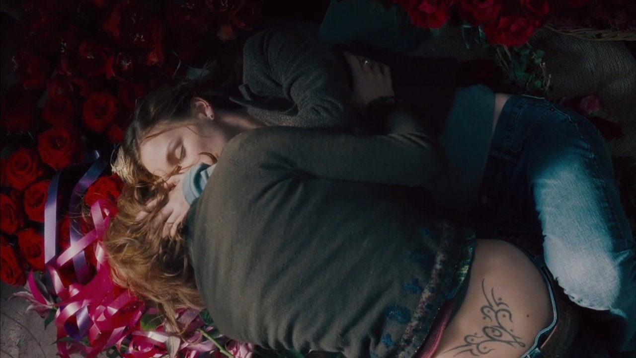Imagine Me & You background 61