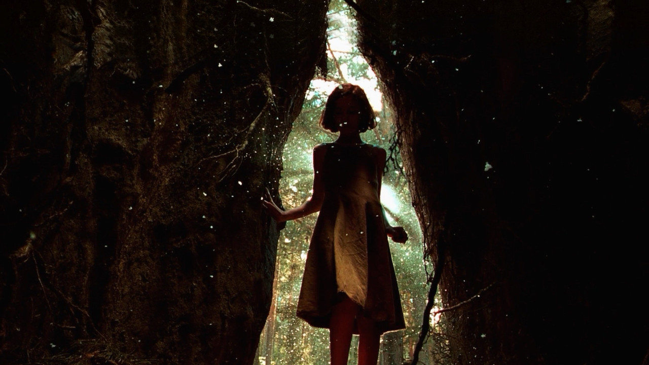 Pan's Labyrinth background 140
