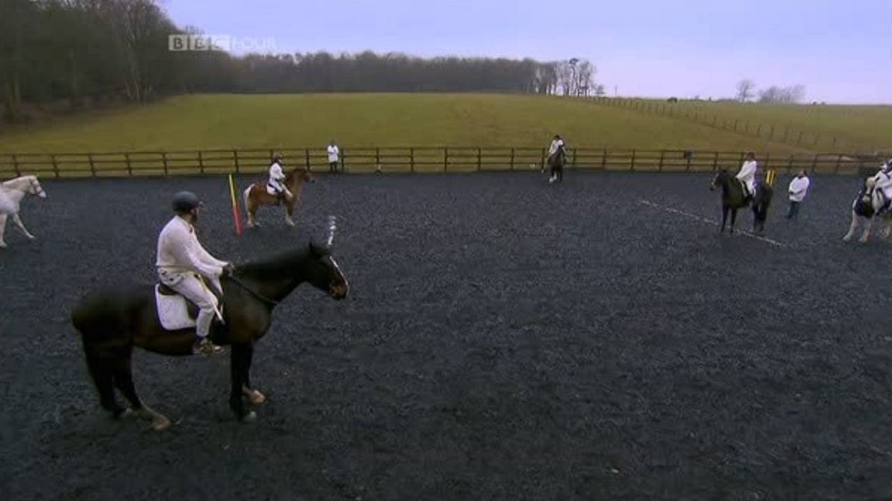 Scen från The Games That Time Forgot: Cricket on Horseback and Other Forgotten Sports