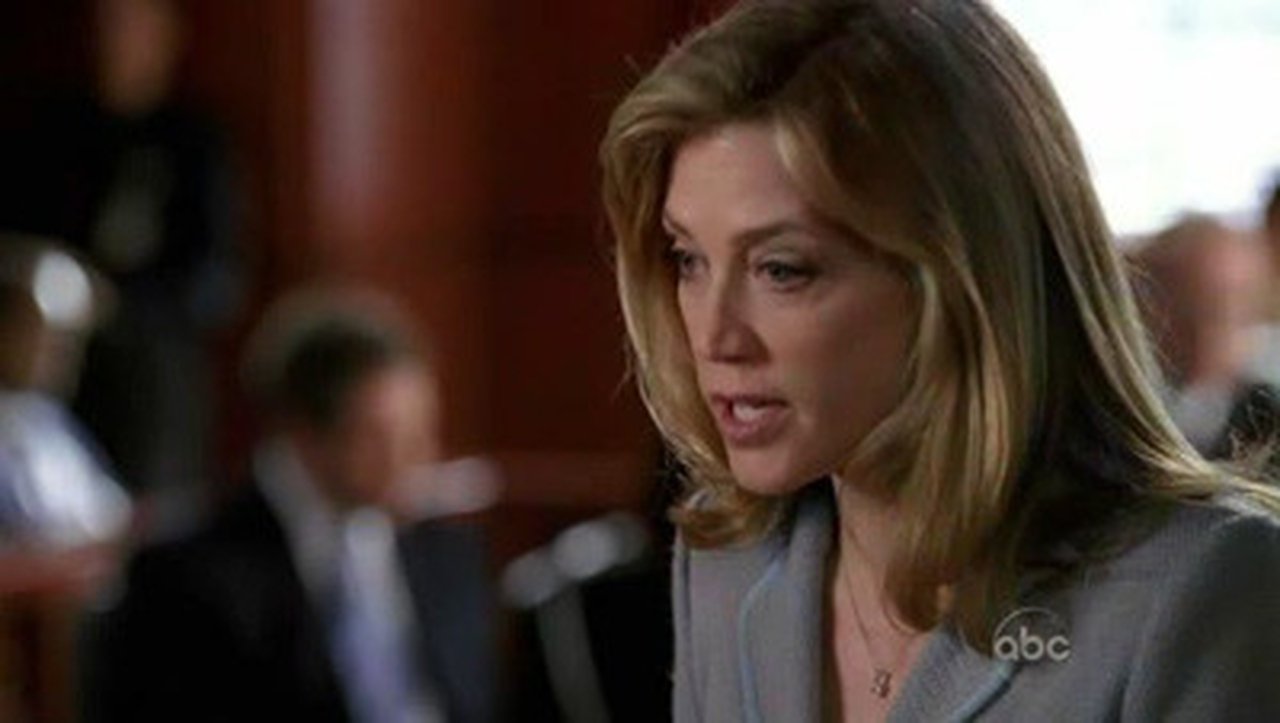 Boston Legal - Season 5 Episode 1 : Smoke Signals