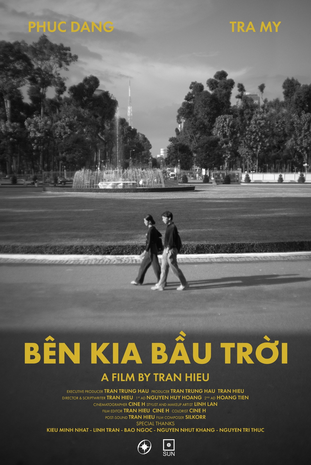 Bên Kia Bầu Trời