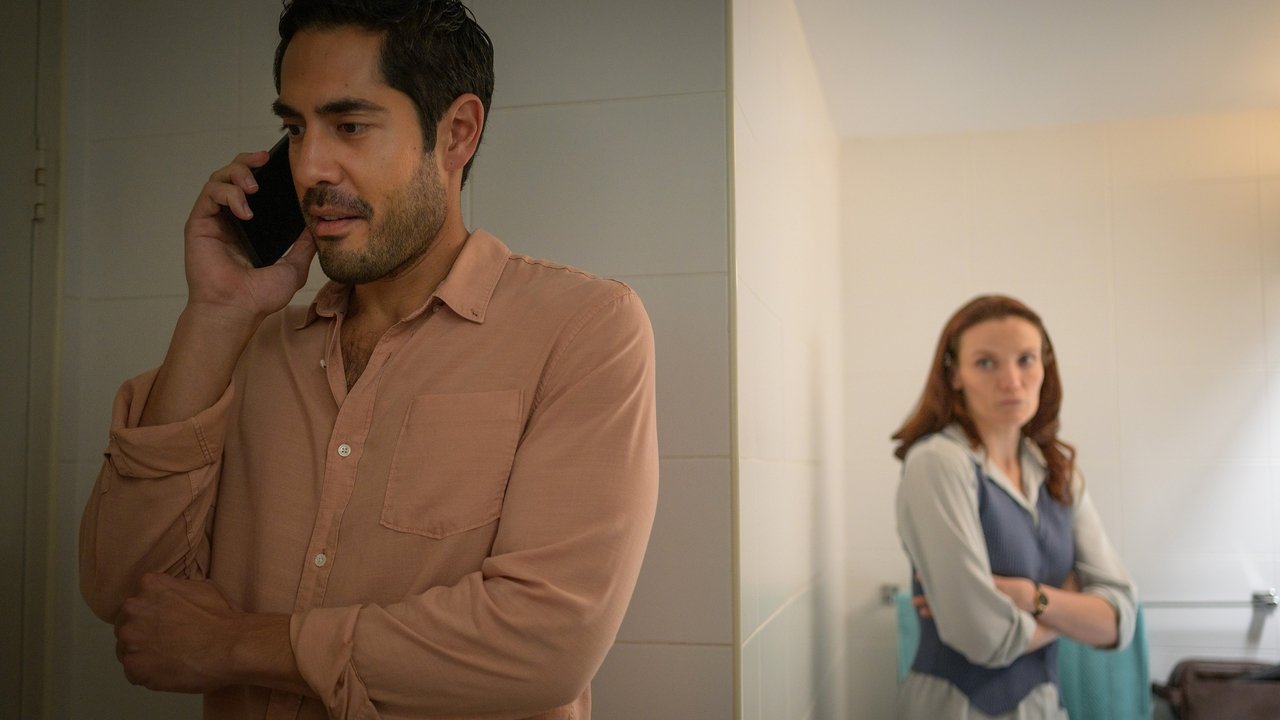 Return to Paradise - Season 2 Episode 4 : Checking Out