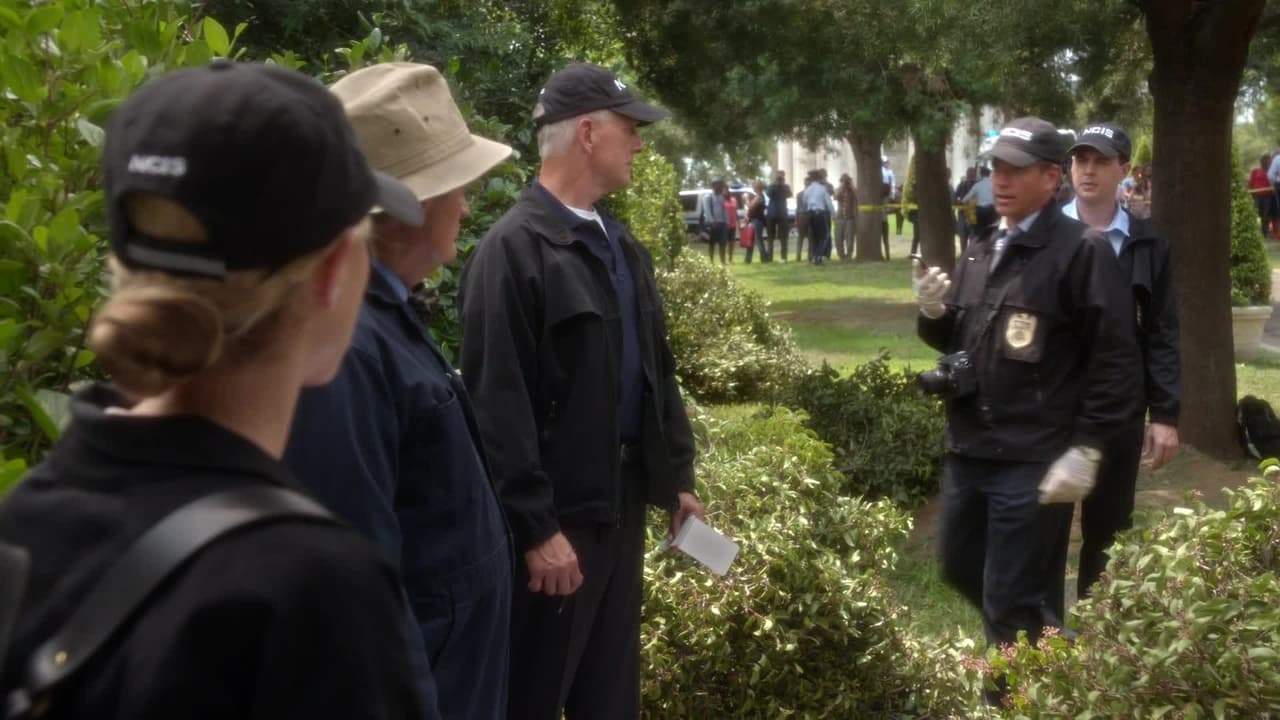 NCIS - Season 12 Episode 2 : Kill the Messenger