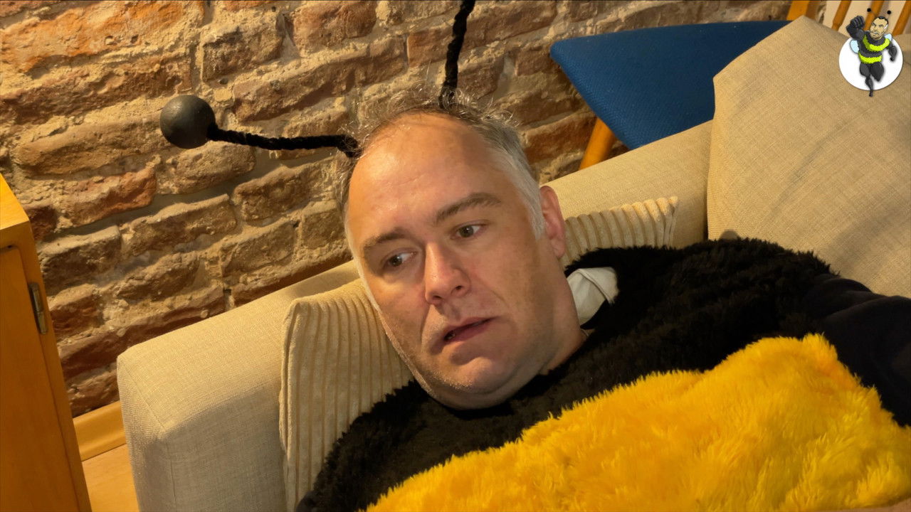 The Bee — Épisode 7