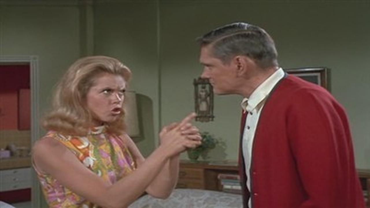 Bewitched - Season 4 Episode 9 : Out of Sync, Out of Mind