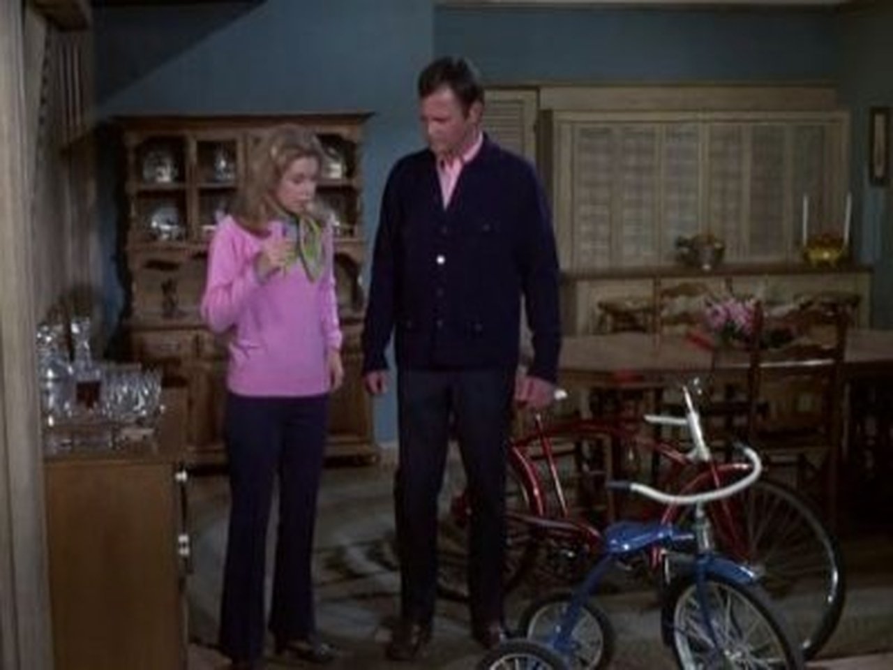 Bewitched - Season 7 Episode 25 : Sam's Psychic Pslip