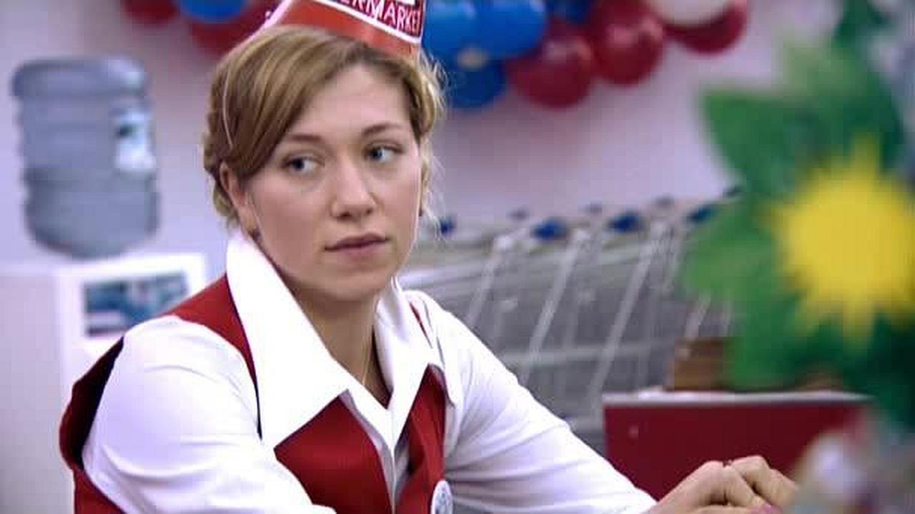 Jagoda in the Supermarket (2003)