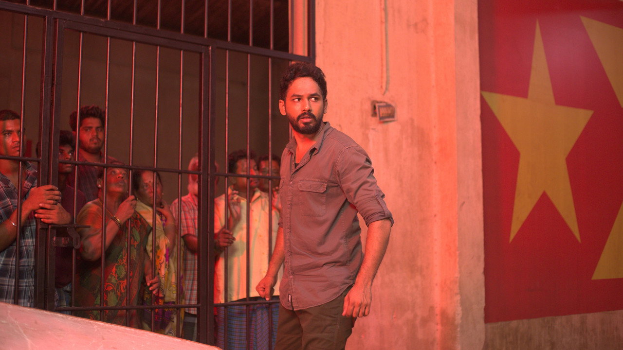 Kadaisi Ulaga Por (2024) Hindi Dubbed AMZN backdrop