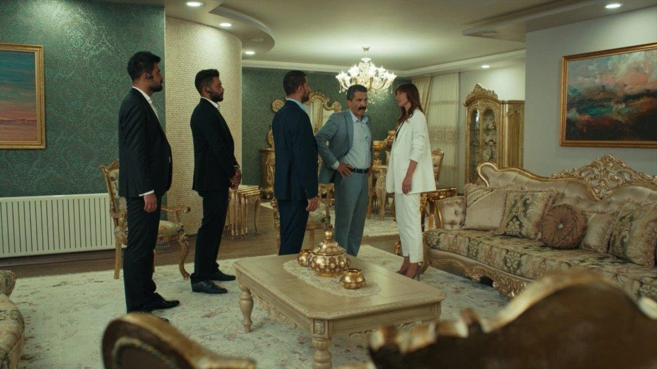 Aşk Ve Mavi — Épisode 2