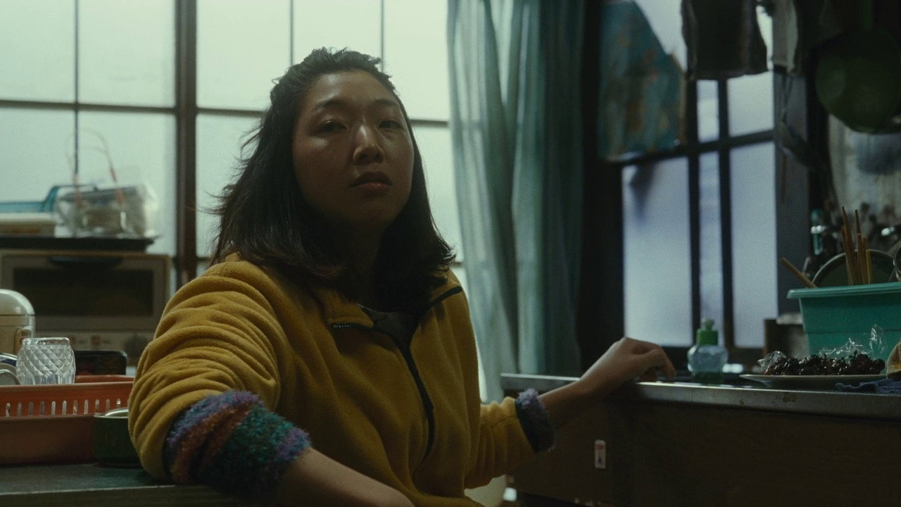 Shoplifters background 105