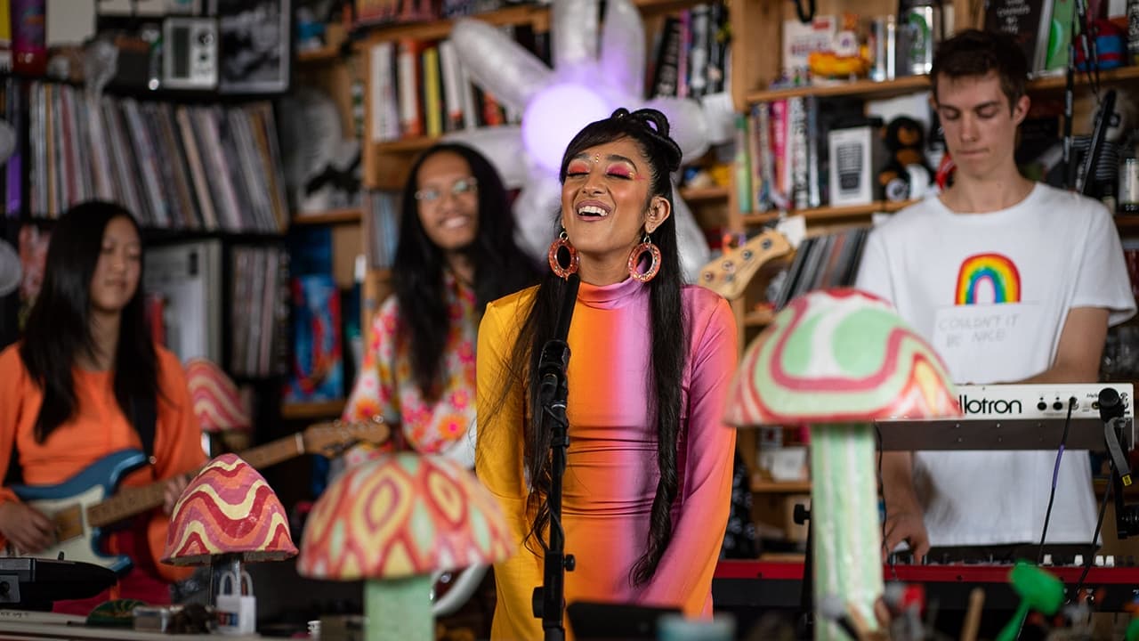 NPR Tiny Desk Concerts - Season 12 Episode 105 : Raveena